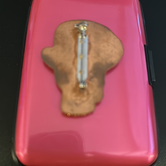 BARBIE PIN - Picture 3 of 3